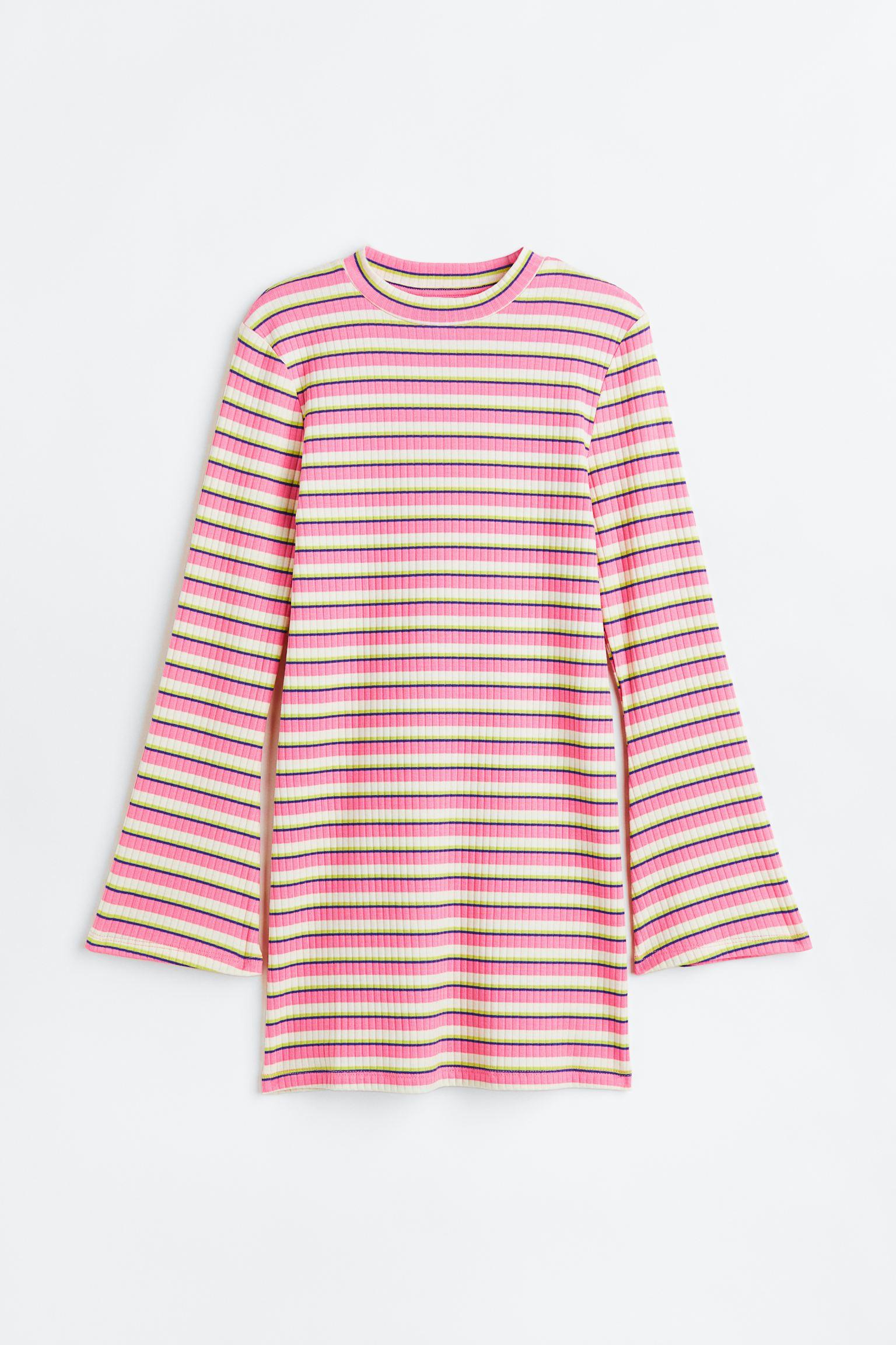 Платье из джерси с рукавами-трубой
Платье из джерси с рукавами-трубой