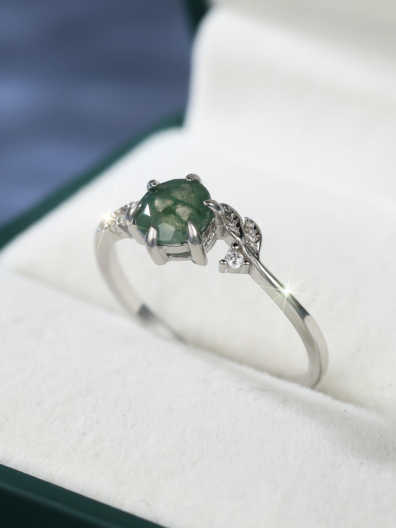 Japan and Korea popular natural round agate branch and leaf design ring simple sterling silver retro ring No. 4
Japan and Korea popular natural round agate branch and leaf design ring simple sterling silver retro ring No. 4