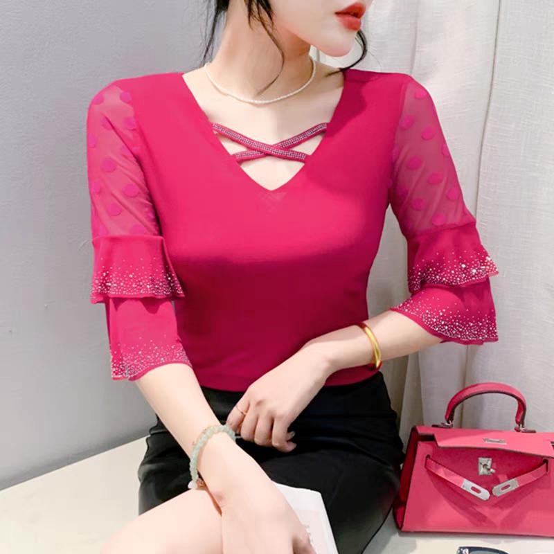 Summer Female V-Neck Bling Rhinestone T-shirts Clothes Girl Sweet Flare Sleeve Stretchy Tops Women Stretchy Mesh Tees M чёрный
Summer Female V-Neck Bling Rhinestone T-shirts Clothes Girl Sweet Flare Sleeve Stretchy Tops Women Stretchy Mesh Tees M чёрный