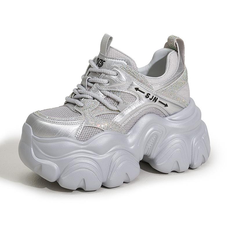 Женские кроссовки «папины кроссовки» лето 2025 новые на маленькой толстой подошве увеличение высоты на 10 см женская обувь универсальные полые сетчатые сандалии 39
Женские кроссовки «папины кроссовки» лето 2025 новые на маленькой толстой подошве увеличение высоты на 10 см женская обувь универсальные полые сетчатые сандалии 39