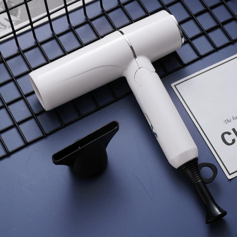 Новый складной фен высокой мощности, быстрая сушка, ионизация синим светом, удобный для путешествий, фен для домашнего использования
Новый складной фен высокой мощности, быстрая сушка, ионизация синим светом, удобный для путешествий, фен для домашнего использования