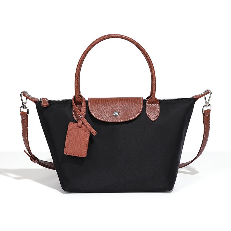 Фабричный опт 2025 Новая сумка-тоут из ткани Оксфорд Стильная Простая Универсальная Женская На плечо Кроссбоди Сумка-пельмень
Фабричный опт 2025 Новая сумка-тоут из ткани Оксфорд Стильная Простая Универсальная Женская На плечо Кроссбоди Сумка-пельмень