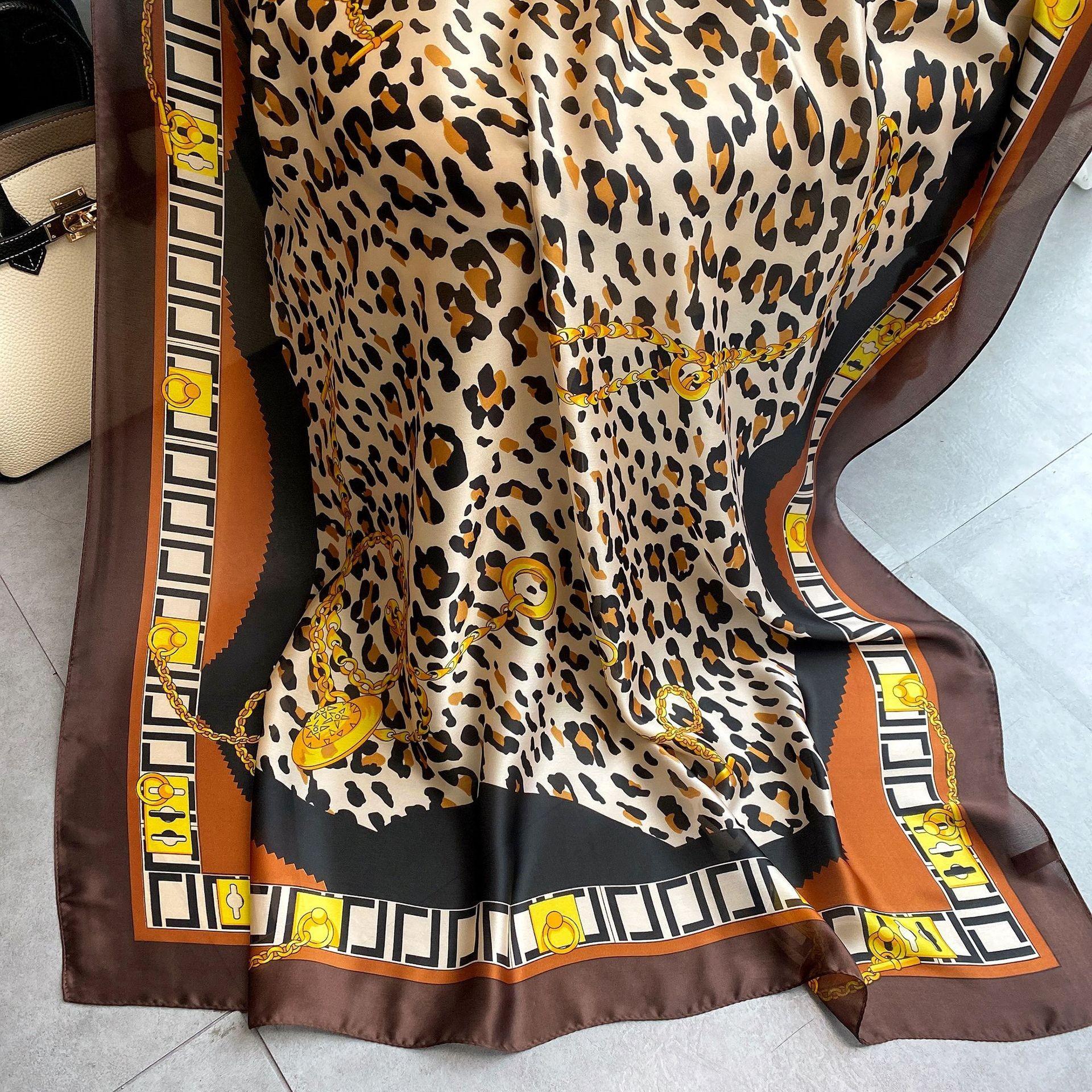 Роскошные шелковые шарфы, повязка на голову, шарфы, шейный шарф для женщин, шелковый шарф с цепочкой, женская декоративная шаль 180-90cm
Роскошные шелковые шарфы, повязка на голову, шарфы, шейный шарф для женщин, шелковый шарф с цепочкой, женская декоративная шаль 180-90cm