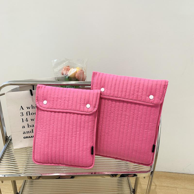 TS JYL laptop bag,Korean INS Envelope Embroidery Sleeve Macaron Color Tablet Laptop Bag 14 inches розовый
TS JYL laptop bag,Korean INS Envelope Embroidery Sleeve Macaron Color Tablet Laptop Bag 14 inches розовый