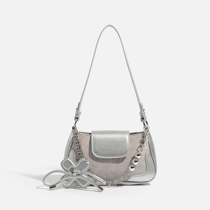 Sweet and Cute Underarm Bag for Women Summer Fresh and Light Luxury Niche High End Single Shoulder Crossbody Bag
Sweet and Cute Underarm Bag for Women Summer Fresh and Light Luxury Niche High End Single Shoulder Crossbody Bag