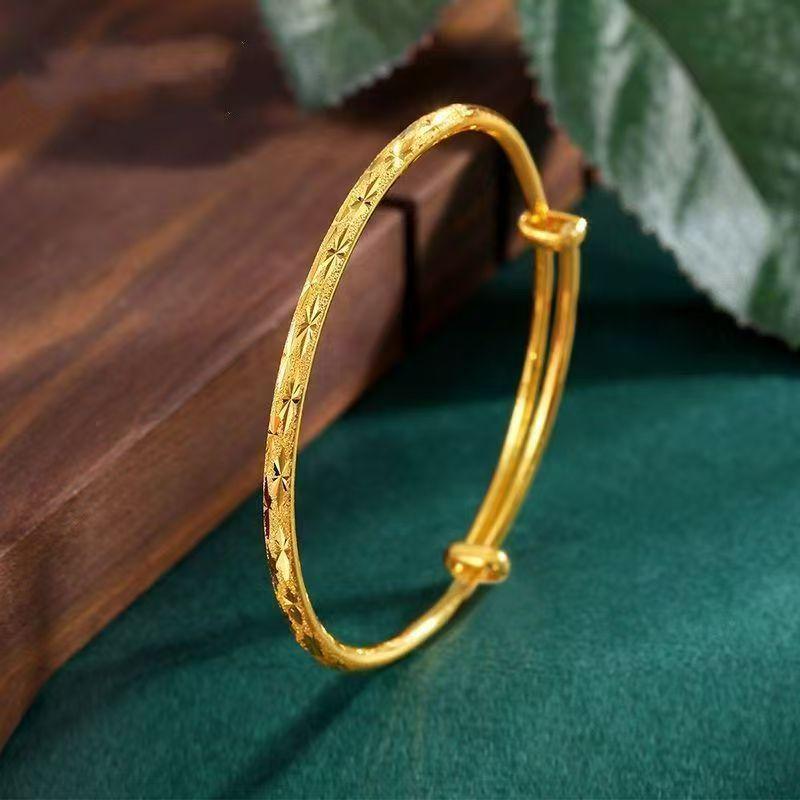 Звездный высококлассный регулируемый гладкий браслет-манжета Alloy
Звездный высококлассный регулируемый гладкий браслет-манжета Alloy