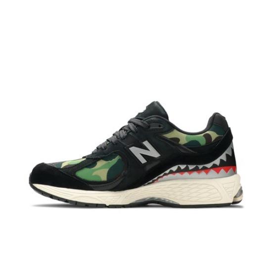 New Balance BAPE x 2002R Apes Together Strong - Чорний Камуфляж M2002RBF EU 42.5 чорний
New Balance BAPE x 2002R Apes Together Strong - Чорний Камуфляж M2002RBF EU 42.5 чорний