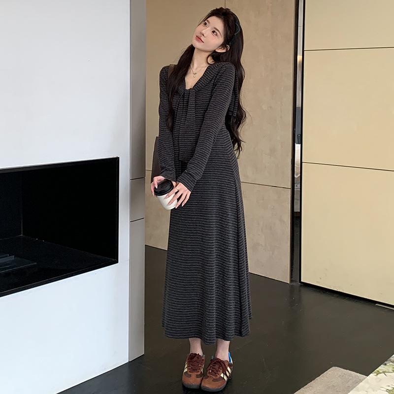2026 Spring Soft & Fluffy Striped Cotton Slim-fit Long-sleeve Maternity Dress with Loose Shawl Extra Large серый
2026 Spring Soft & Fluffy Striped Cotton Slim-fit Long-sleeve Maternity Dress with Loose Shawl Extra Large серый