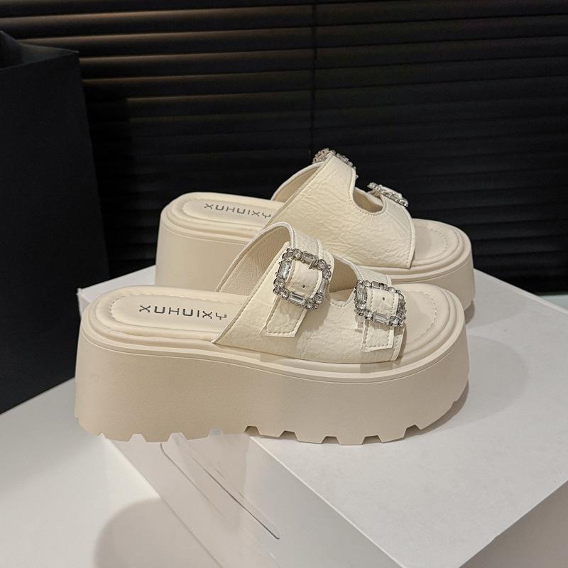 Versatile cool slippers 2025 new rhinestone double one-word belt buckle sandals heightening casual slope heel muffin slippers 35 бежевий
Versatile cool slippers 2025 new rhinestone double one-word belt buckle sandals heightening casual slope heel muffin slippers 35 бежевий