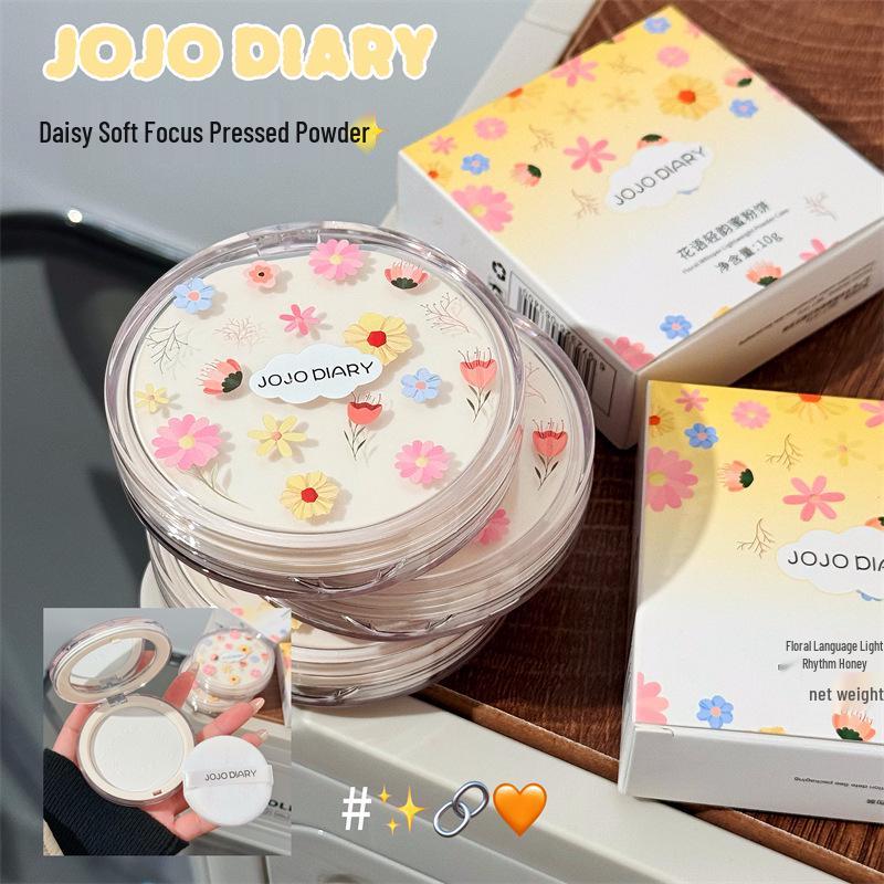 Long-Lasting Flower Language Honey Powder Cake: Soft Focus, Oil Control, Waterproof, Sweatproof, Non-caking, Non-smudging Setting Makeup.
Long-Lasting Flower Language Honey Powder Cake: Soft Focus, Oil Control, Waterproof, Sweatproof, Non-caking, Non-smudging Setting Makeup.