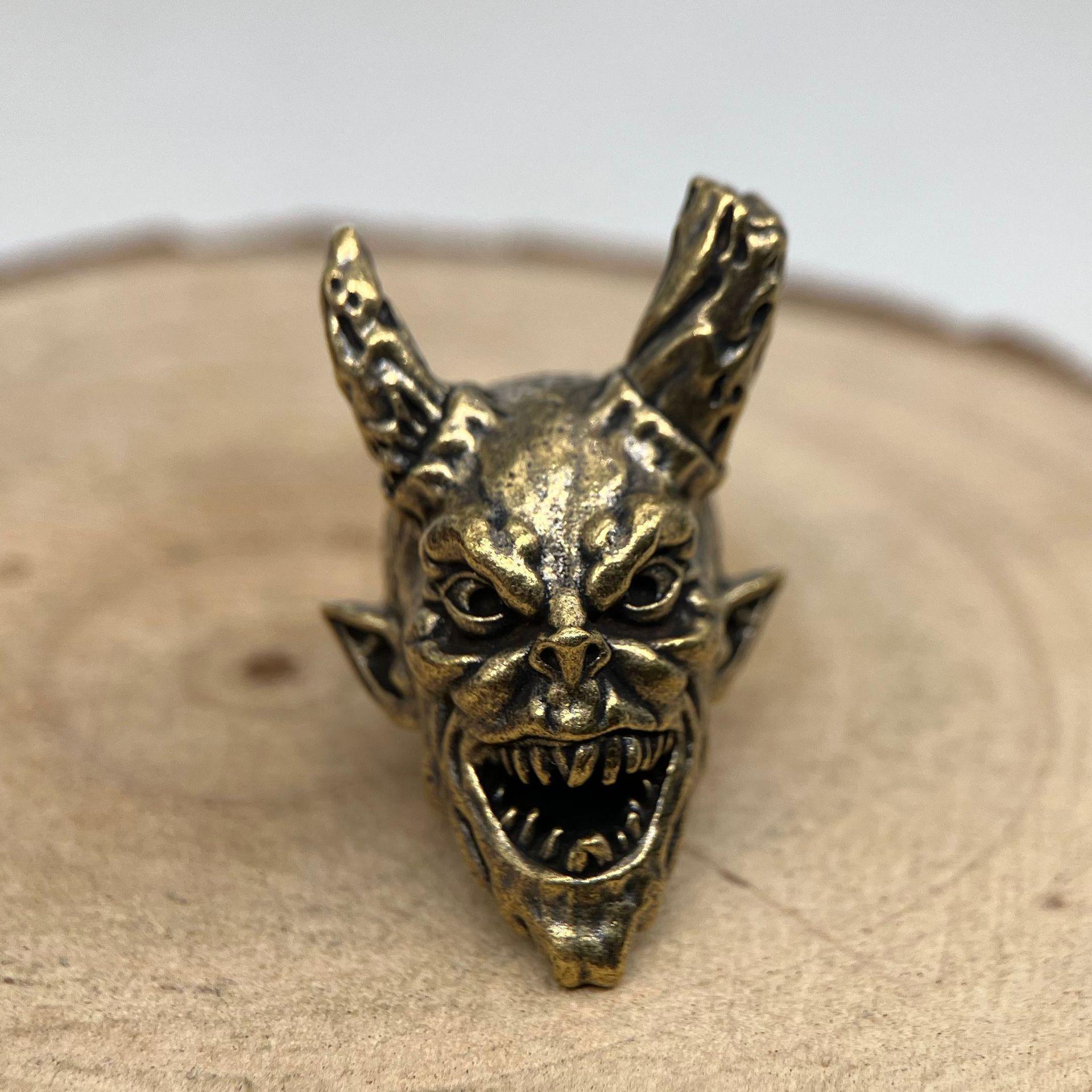 1Pc Broken Horn Demon Head Brass Knife Beads EDC Outdoor DIY Bracelets Accessories Umbrella Rope Woven Lanyard Pendants
1Pc Broken Horn Demon Head Brass Knife Beads EDC Outdoor DIY Bracelets Accessories Umbrella Rope Woven Lanyard Pendants