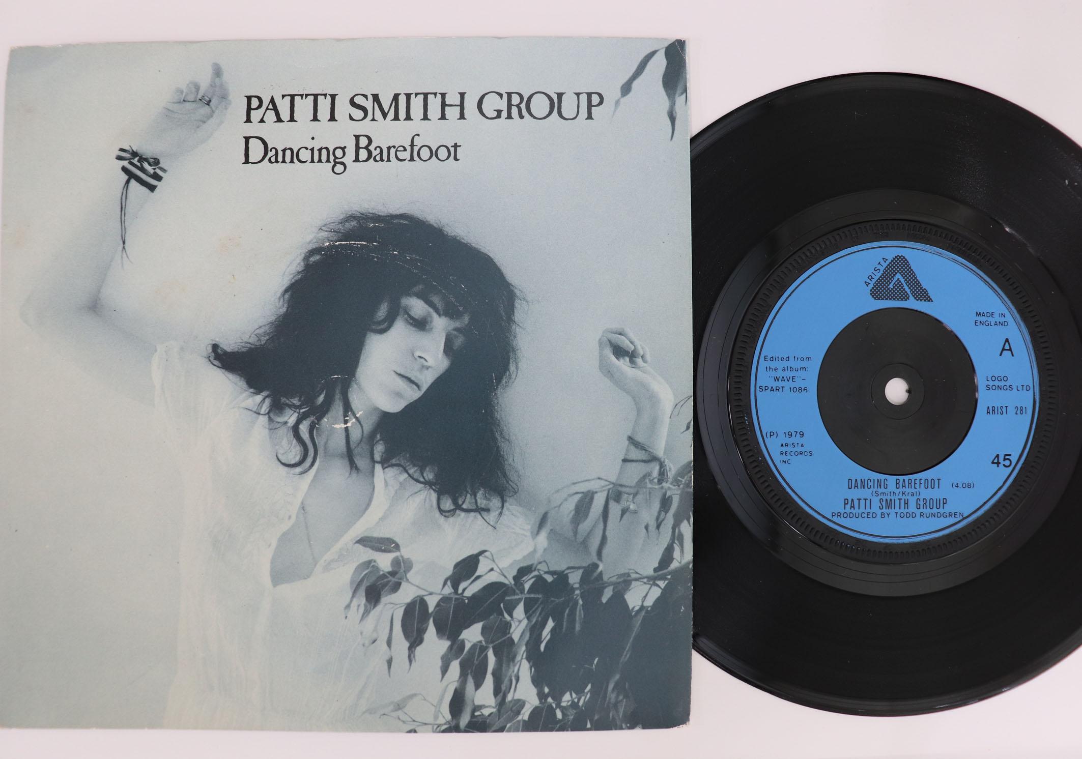 7inch Record PATTI SMITH GROUP - Dancing Barefoot / 5-4-3-2-1 ARIST281 ARISTA 1979 UK Rock Used
7inch Record PATTI SMITH GROUP - Dancing Barefoot / 5-4-3-2-1 ARIST281 ARISTA 1979 UK Rock Used