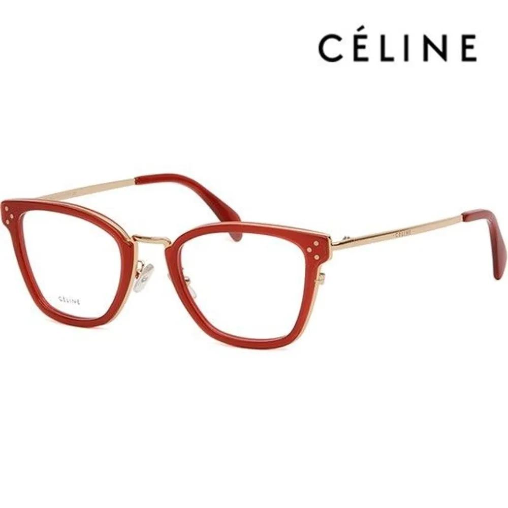 Eyeglass Frame CL50002U 068 Red Square Horn-rimmed doesn t exist
Eyeglass Frame CL50002U 068 Red Square Horn-rimmed doesn t exist