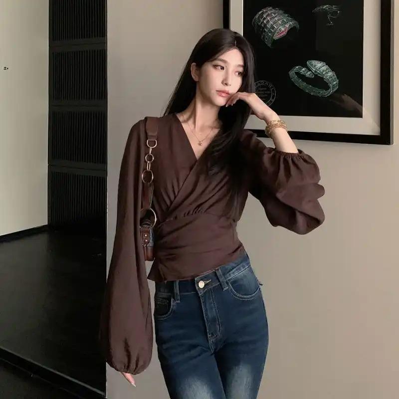 Women s Elegant Brown V Neck Tie Waist Puff Sleeve Blouse S коричневый
Women s Elegant Brown V Neck Tie Waist Puff Sleeve Blouse S коричневый