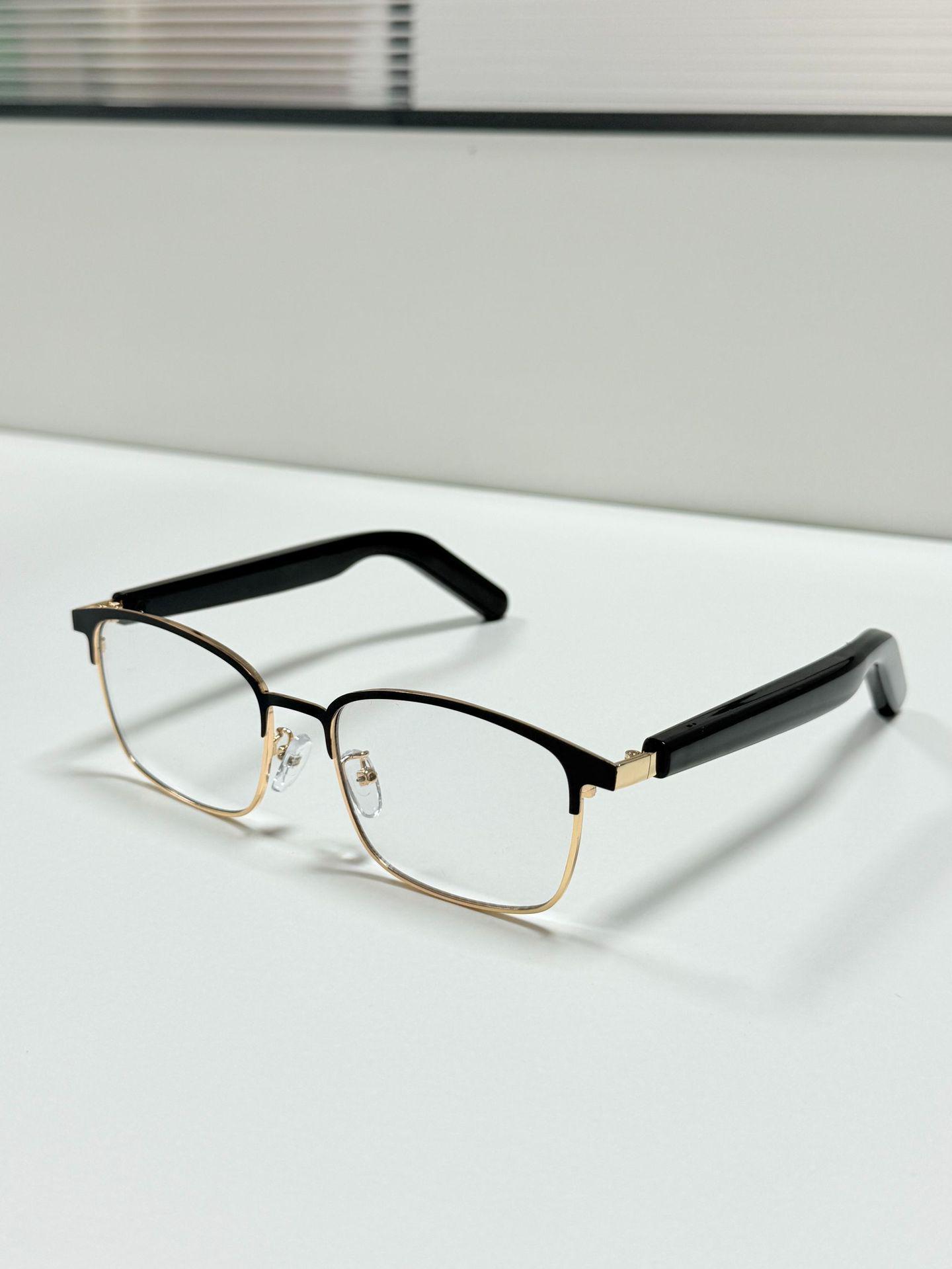 AI-Powered GT06 Bluetooth Glasses: Premium Metal Frame, Magnetic Charging, Photochromic Lenses
AI-Powered GT06 Bluetooth Glasses: Premium Metal Frame, Magnetic Charging, Photochromic Lenses