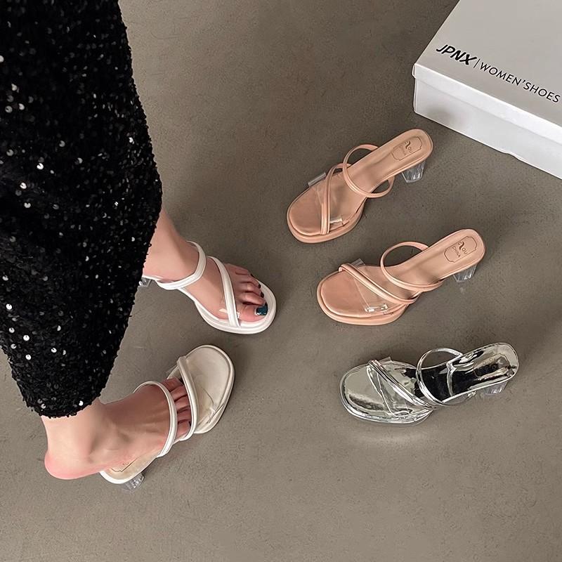 2024 summer fashion new open-toed crystal cool slippers female transparent one-word belt outer wear with skirt high heels trendy 42
2024 summer fashion new open-toed crystal cool slippers female transparent one-word belt outer wear with skirt high heels trendy 42