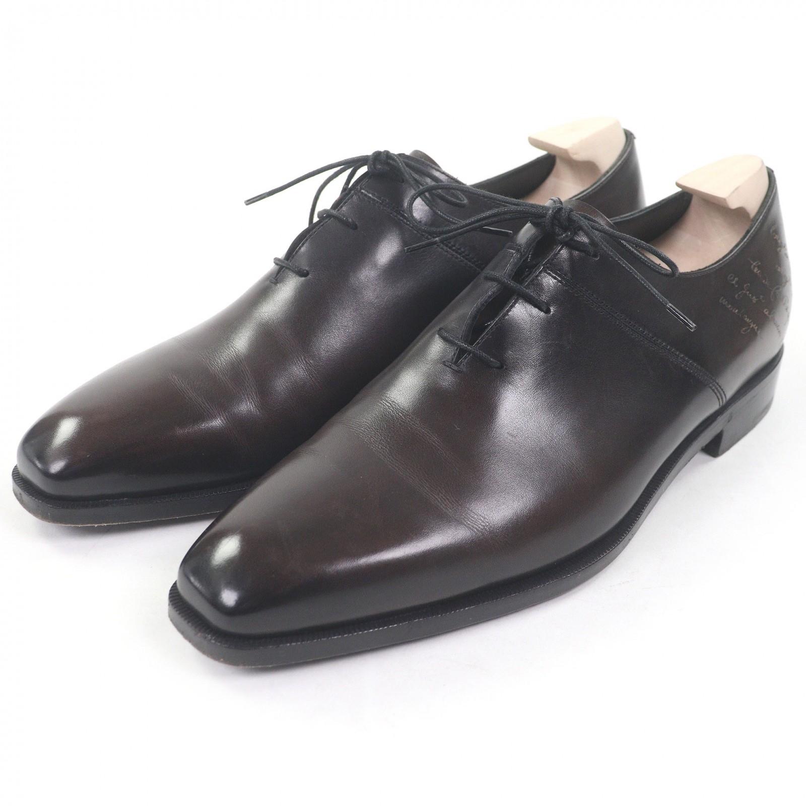 Great BERLUTI Dress shoes Alessandro Demmejur Calligraphy Oxford Shoes Used
Great BERLUTI Dress shoes Alessandro Demmejur Calligraphy Oxford Shoes Used