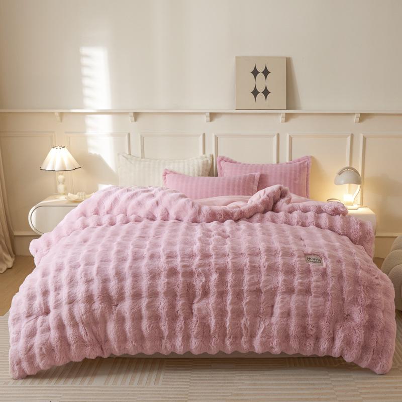 Rabbit Plush Milk Fleece Blanket with Corn Fiber Filling - Thickened for Warmth, Single Person, Winter/Spring Use 150x200cm 4.5 jin
Rabbit Plush Milk Fleece Blanket with Corn Fiber Filling - Thickened for Warmth, Single Person, Winter/Spring Use 150x200cm 4.5 jin