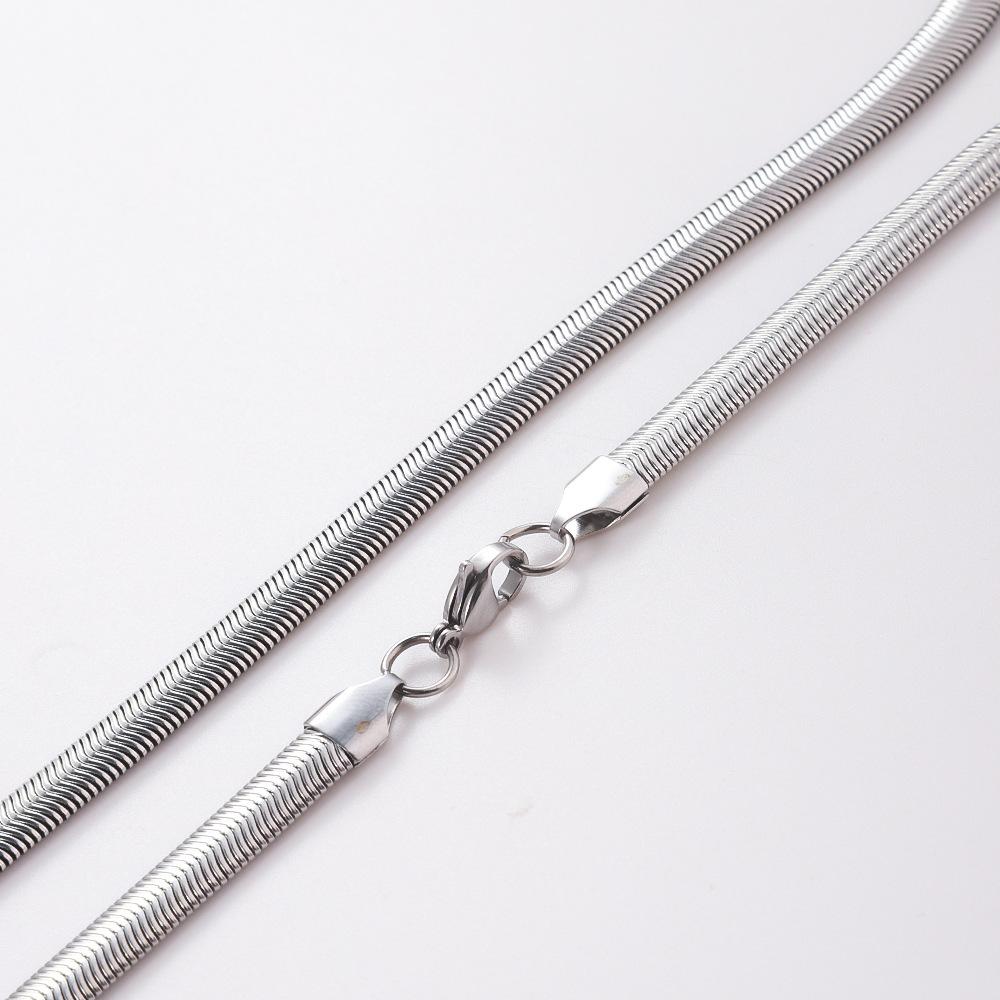 Unisex Gold Silver Plated Chain Fashion Sliver Necklace High Quality Snake Chain For Men And Women, Punk Stainless Steel Jewelry 46cm
Unisex Gold Silver Plated Chain Fashion Sliver Necklace High Quality Snake Chain For Men And Women, Punk Stainless Steel Jewelry 46cm