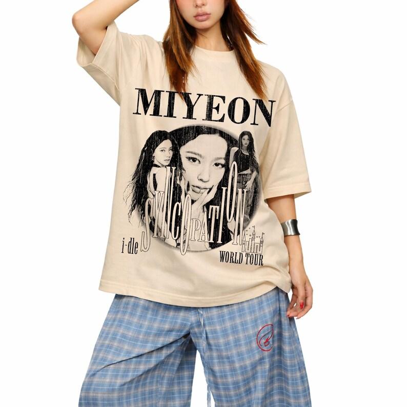 2026 Футболка Idle Myeon, Футболка I-DLE World Tour Syncopation, Концертная футболка Kpop Girl Group, Фан-мерч Neverland, Футболка для тура Idle Подарок для фанатов Kpop 4XL
2026 Футболка Idle Myeon, Футболка I-DLE World Tour Syncopation, Концертная футболка Kpop Girl Group, Фан-мерч Neverland, Футболка для тура Idle Подарок для фанатов Kpop 4XL