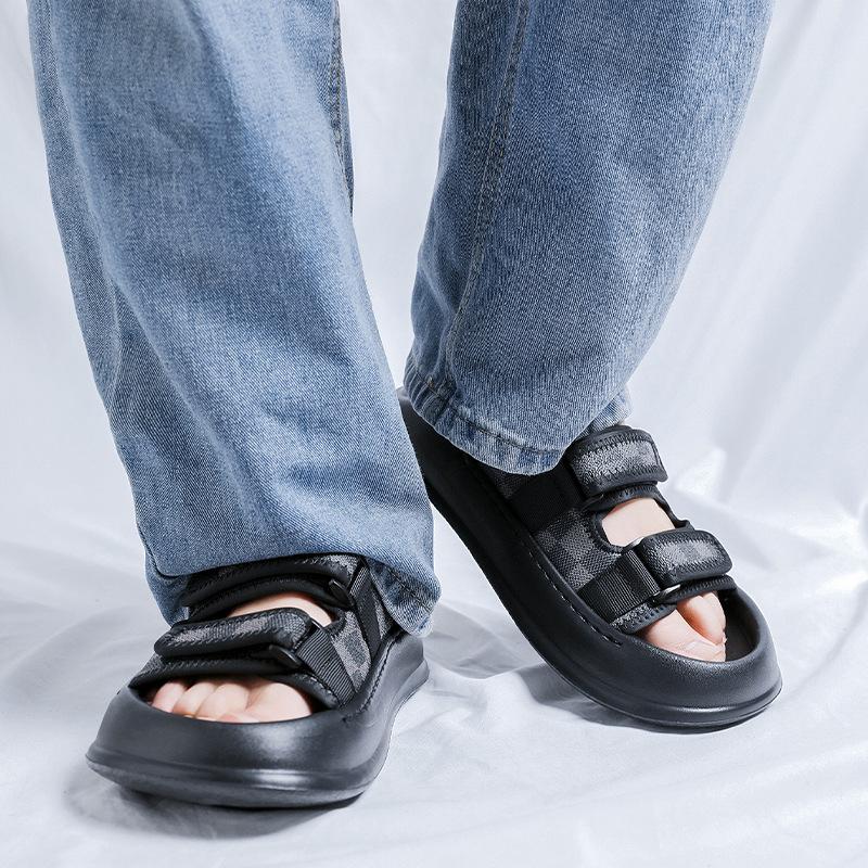 New sandals men s outdoor two wear non-slip casual one-word drag versatile beach shoes 371223-R 38 чёрный
New sandals men s outdoor two wear non-slip casual one-word drag versatile beach shoes 371223-R 38 чёрный