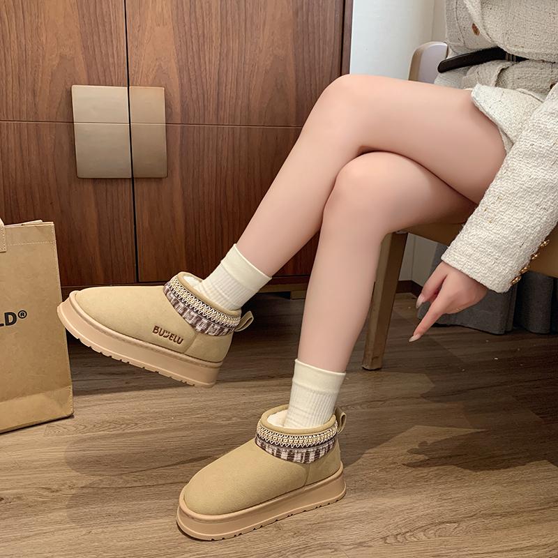 Women Boots Winter 2024 New Fashion Warm Thickened Fluff Slip on Snow Boots Women Casual Leopard Round Toe Warm Shoes for Women 36 бежевый
Women Boots Winter 2024 New Fashion Warm Thickened Fluff Slip on Snow Boots Women Casual Leopard Round Toe Warm Shoes for Women 36 бежевый