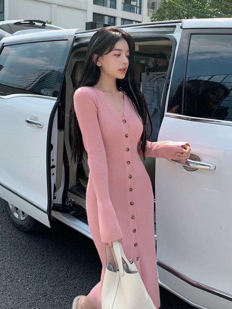 Высококлассный темперамент Muse Fan V-образный вырез белое вязаное платье шикарная база с юбкой-свитером с длинным рукавом женское XL розовый
Высококлассный темперамент Muse Fan V-образный вырез белое вязаное платье шикарная база с юбкой-свитером с длинным рукавом женское XL розовый