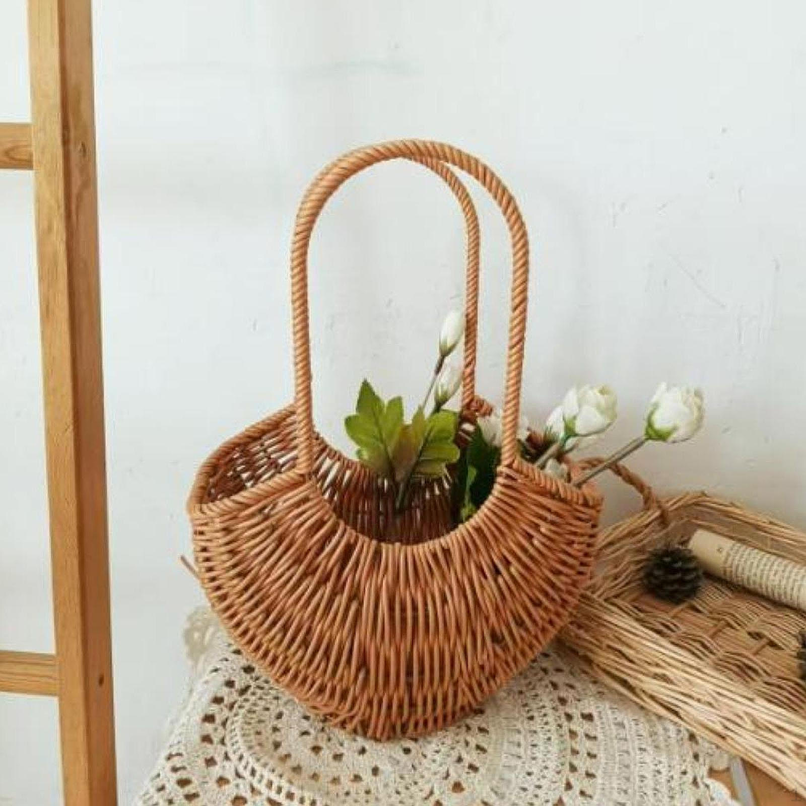 Цветочная корзина с фруктами, украшение, удобный органайзер с ручкой для хранения, для сбора урожая конфет 22.5cmx13.5cmx32cm
Цветочная корзина с фруктами, украшение, удобный органайзер с ручкой для хранения, для сбора урожая конфет 22.5cmx13.5cmx32cm