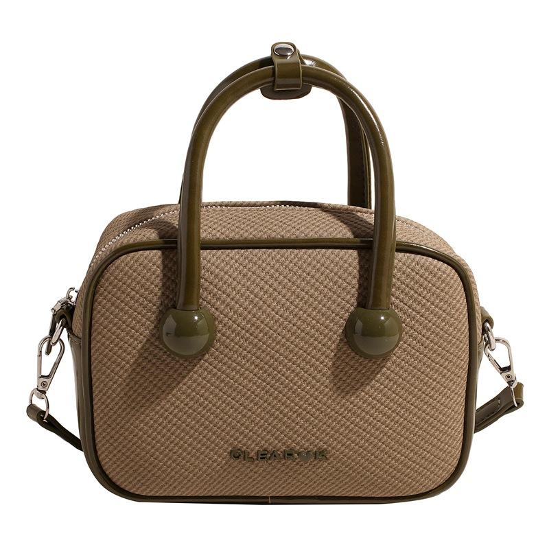 Small bag women s new handbag messenger bag зелений
Small bag women s new handbag messenger bag зелений