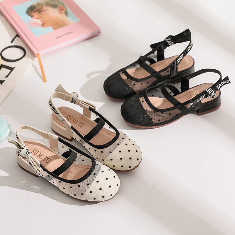 Kids Leather Shoes Lovely Children Performance Shoes Beautiful Students Soft Bottom Dance Footwear Girls Parties Wedding Sandals 26 білий
Kids Leather Shoes Lovely Children Performance Shoes Beautiful Students Soft Bottom Dance Footwear Girls Parties Wedding Sandals 26 білий