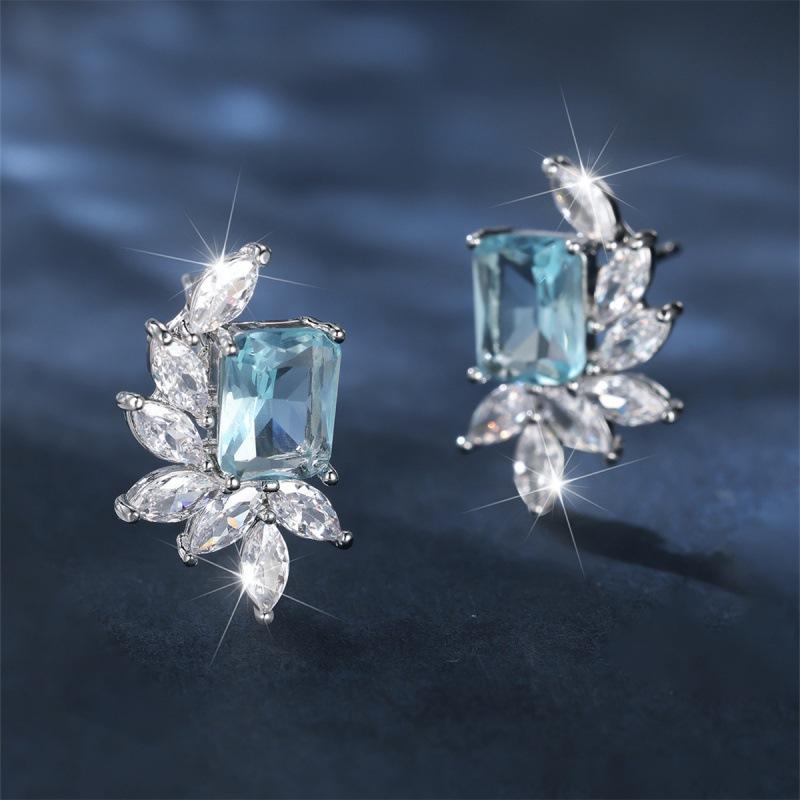 New white K light sea blue rectangular leaf earrings simple niche stud earrings
New white K light sea blue rectangular leaf earrings simple niche stud earrings