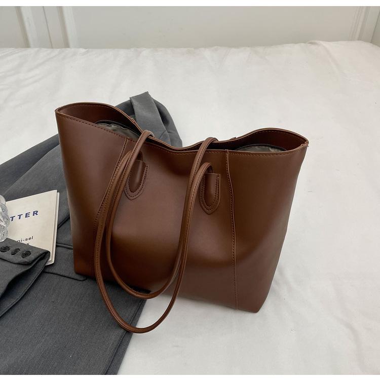 Женская сумка-тоут большой вместимости - 2025 Модная, простая и стильная однотонная сумка через плечо null коричневый
Женская сумка-тоут большой вместимости - 2025 Модная, простая и стильная однотонная сумка через плечо null коричневый