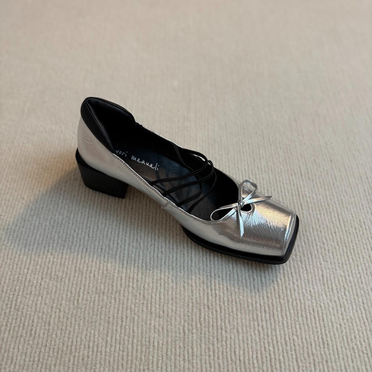 Балетные туфли с квадратным носком ретро бант Мэри Джейн туфли-лодочки 2025 осень новые крест шнуровка толстый каблук женские 40 серебряный
Балетные туфли с квадратным носком ретро бант Мэри Джейн туфли-лодочки 2025 осень новые крест шнуровка толстый каблук женские 40 серебряный