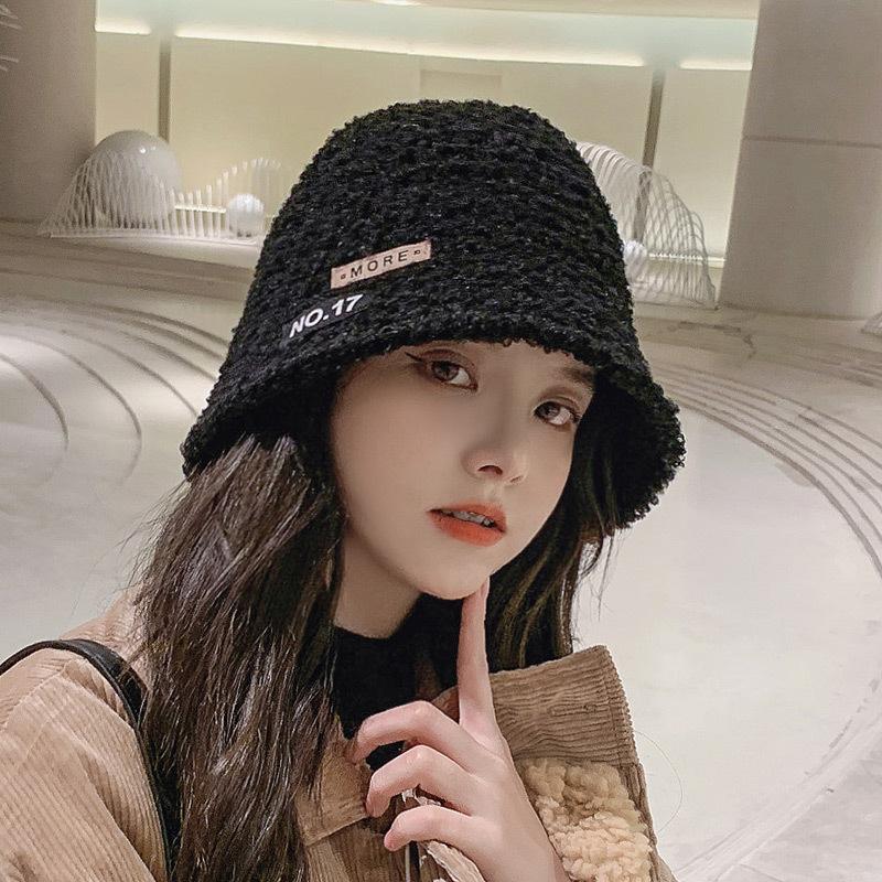 Bucket hat women s autumn and winter fashion versatile basin hat lamb wool suitable for round face bucket hat shows small face M(56-58cm) бежевий
Bucket hat women s autumn and winter fashion versatile basin hat lamb wool suitable for round face bucket hat shows small face M(56-58cm) бежевий