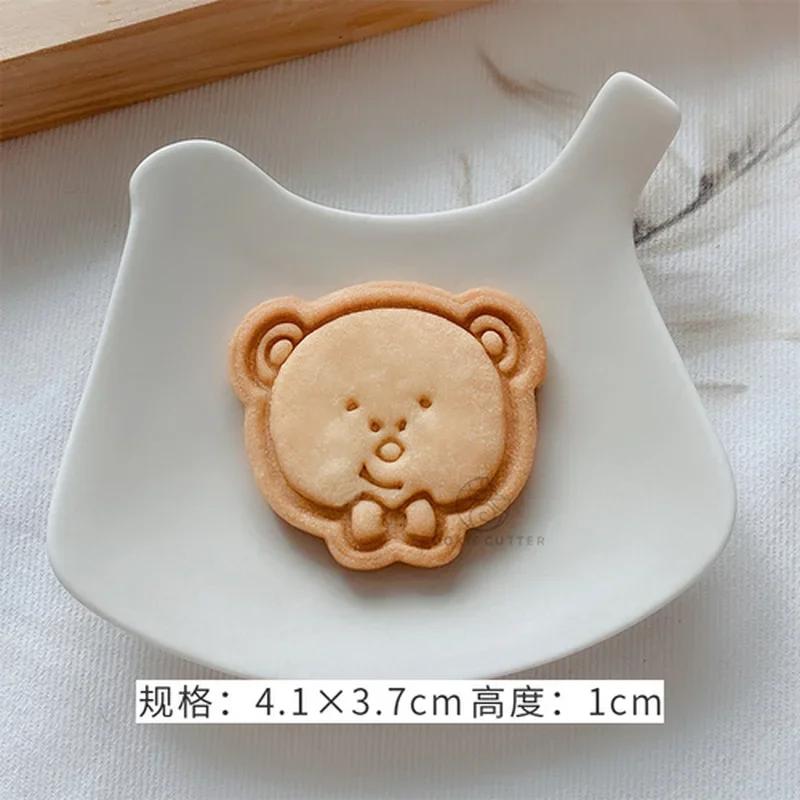 Valentine s Day Cookie Cutters Mini Cartoon Biscuit Mold Rose Flower Heart-shaped Cookie Stamps Household Pressable Baking Mold
Valentine s Day Cookie Cutters Mini Cartoon Biscuit Mold Rose Flower Heart-shaped Cookie Stamps Household Pressable Baking Mold