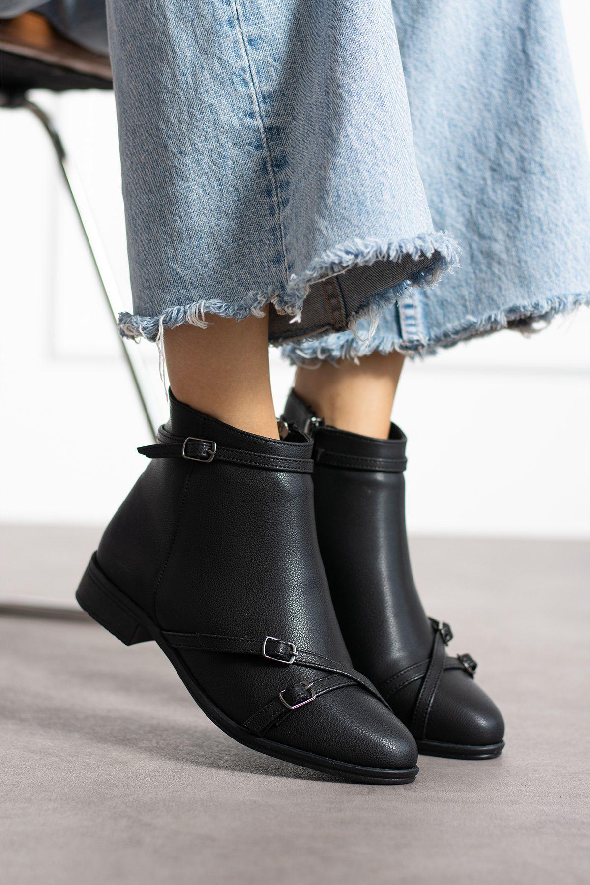 Women Modern Stylish Fashion Black Skin Women Buckle Zipper Casual Boots Ptk 37
Women Modern Stylish Fashion Black Skin Women Buckle Zipper Casual Boots Ptk 37