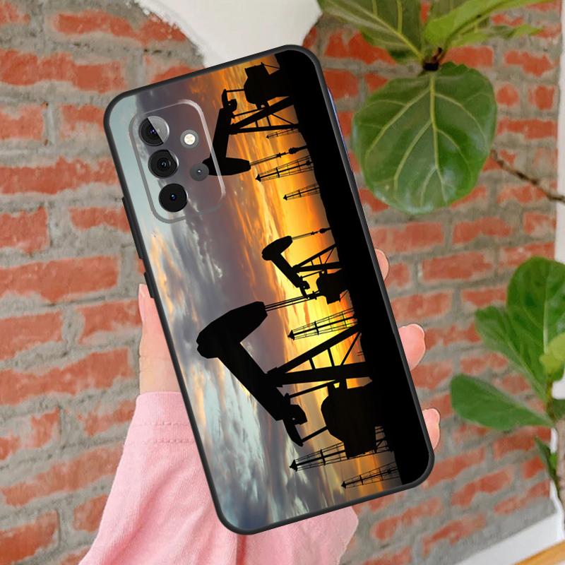 Drilling Oilfield At Sunset Phone Case For Samsung Galaxy A55 A35 A25 A15 A52 A32 A12 A51 A71 A13 A33 A53 A14 A34 A54 Samsung A54 5G
Drilling Oilfield At Sunset Phone Case For Samsung Galaxy A55 A35 A25 A15 A52 A32 A12 A51 A71 A13 A33 A53 A14 A34 A54 Samsung A54 5G