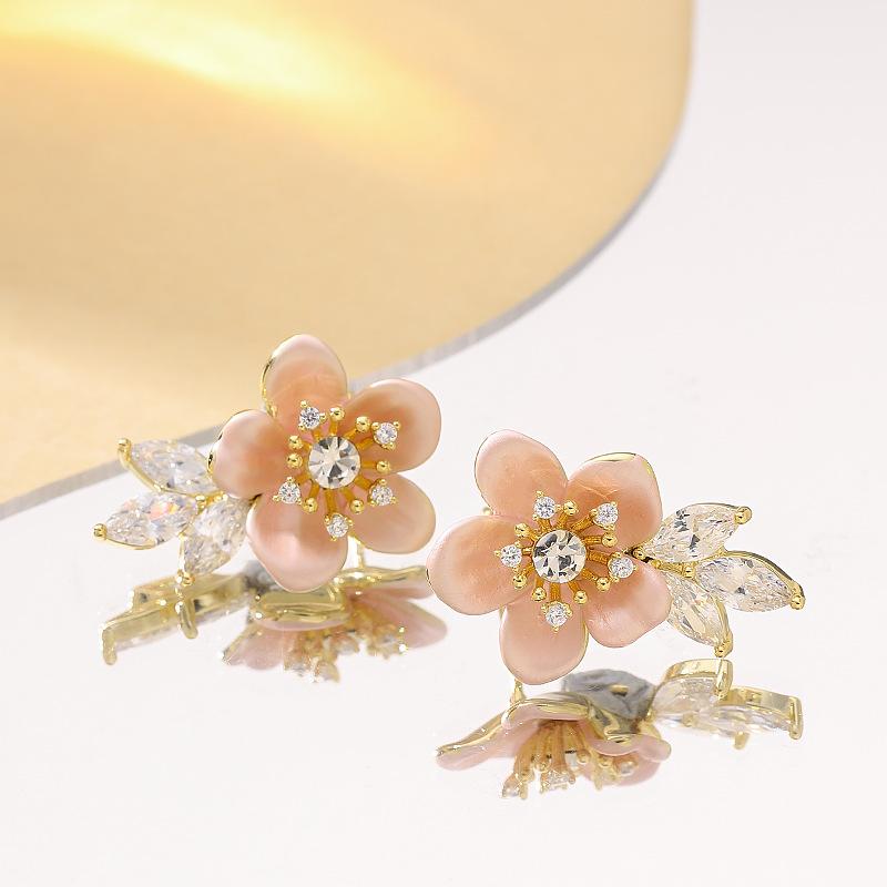 Mori sweet temperament small fresh dripping oil inlaid zircon flower earrings women s light luxury simple high-end super fairy earrings рожевий
Mori sweet temperament small fresh dripping oil inlaid zircon flower earrings women s light luxury simple high-end super fairy earrings рожевий