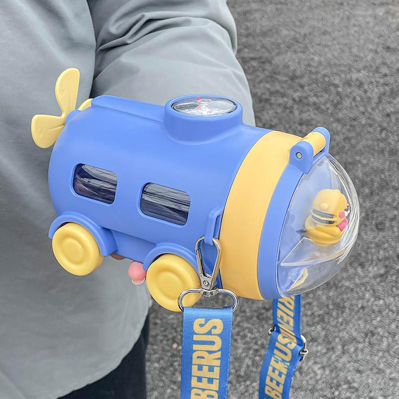 Kids Water Submarine Cup Straw Cup Portable Cartoon Heatresistant Cup Plastic синий
Kids Water Submarine Cup Straw Cup Portable Cartoon Heatresistant Cup Plastic синий