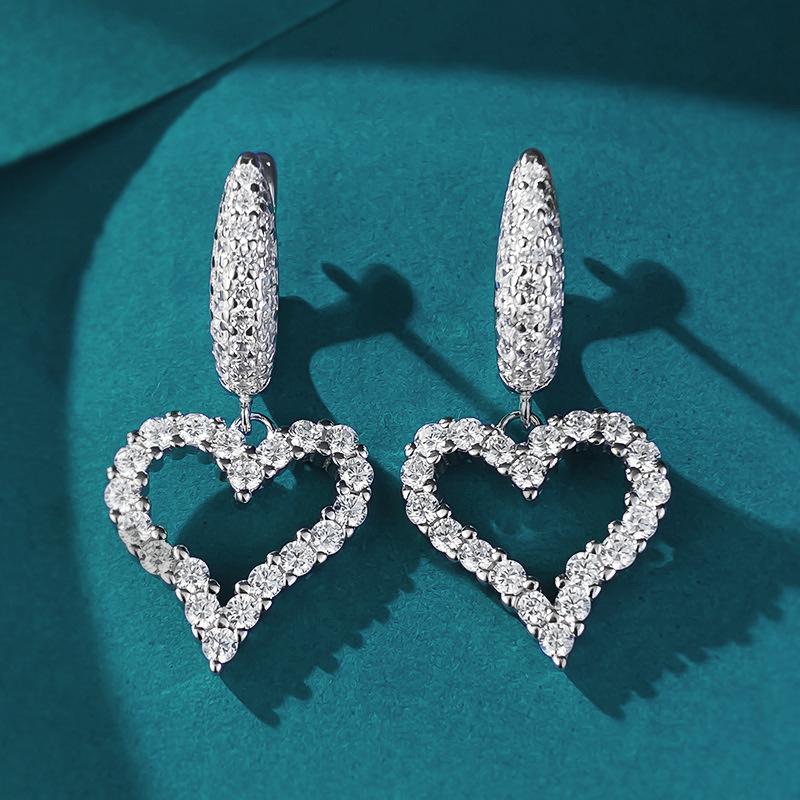 Hui Zhiyi S925 Silver Irregular Heart Earrings - Versatile and Exquisite Hot-Selling Style S925 Silver
Hui Zhiyi S925 Silver Irregular Heart Earrings - Versatile and Exquisite Hot-Selling Style S925 Silver