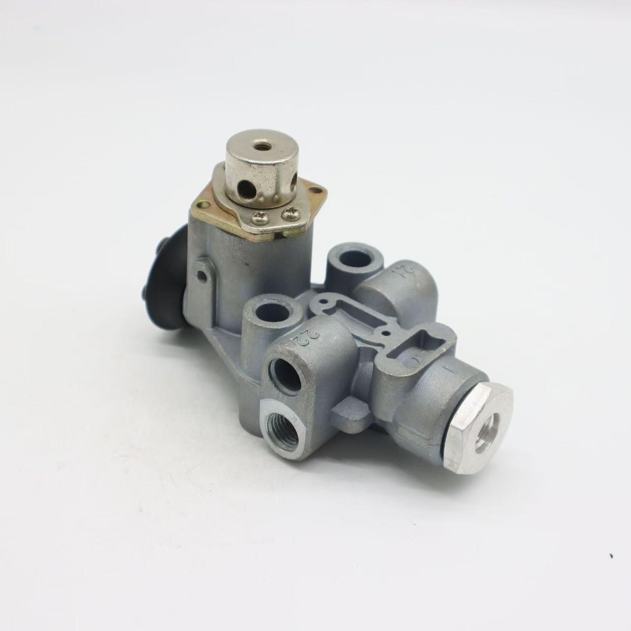 Valve 4640023300 for Wanan Yutong and Sinotruk European heavy-duty trucks and buses.
Valve 4640023300 for Wanan Yutong and Sinotruk European heavy-duty trucks and buses.