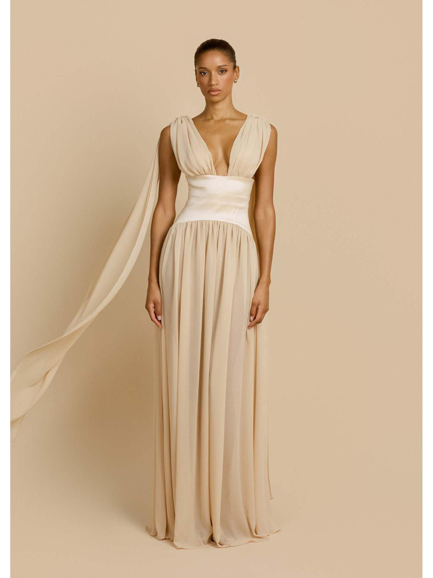 Elegant 2026 European Evening Gown: Wrinkled, Waist-Cinched, Wide-Hem Skirt, Solid Color Dress for Women Small
Elegant 2026 European Evening Gown: Wrinkled, Waist-Cinched, Wide-Hem Skirt, Solid Color Dress for Women Small