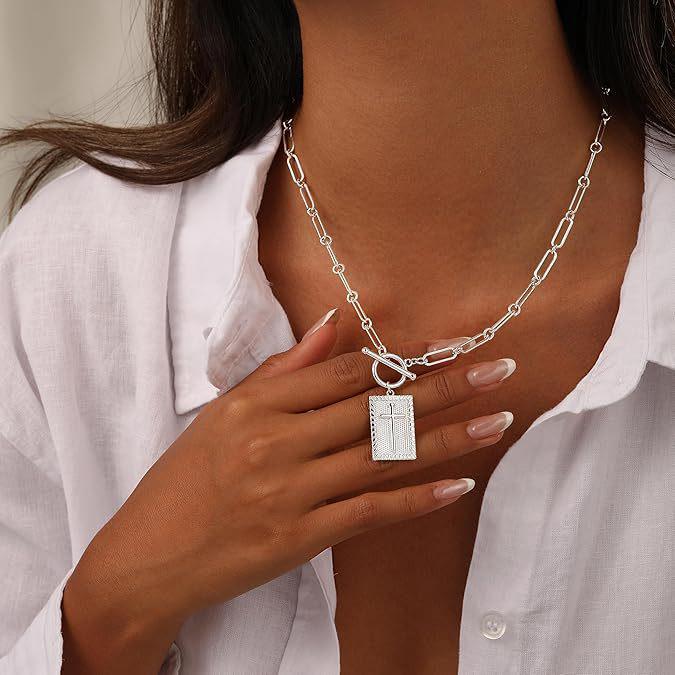 Cross Square Pendant Necklace with OT Clasp and Paperclip Chain – Elegant Light Luxury серебряный
Cross Square Pendant Necklace with OT Clasp and Paperclip Chain – Elegant Light Luxury серебряный