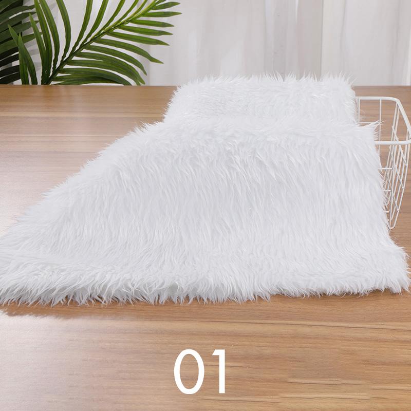 3cm Plush Fabric Polyester Faux Rabbit Fur Fleece Fabric for Stage Costume DIY Doll Toy Sofa Cushion Carpet Making Materials 50x25cm
3cm Plush Fabric Polyester Faux Rabbit Fur Fleece Fabric for Stage Costume DIY Doll Toy Sofa Cushion Carpet Making Materials 50x25cm