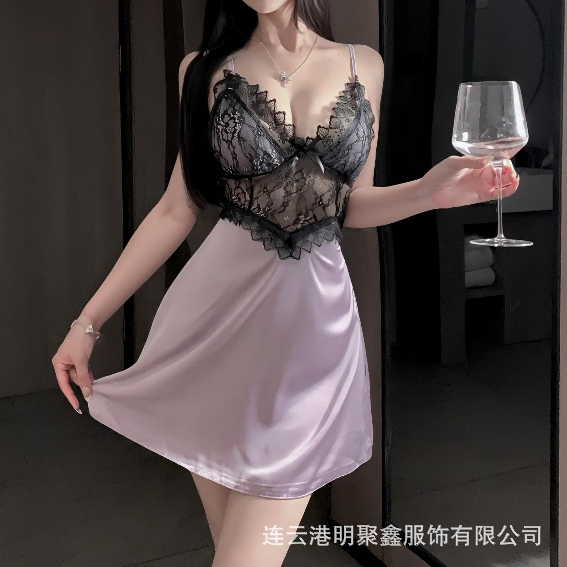 Sexy pajamas women s hollow perspective pure desire deep V temptation ice silk suspender nightgown loungewear lace high-end summer free size 40-60kg
Sexy pajamas women s hollow perspective pure desire deep V temptation ice silk suspender nightgown loungewear lace high-end summer free size 40-60kg