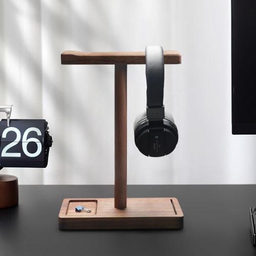 Headphone Stand, Desktop Headset Stand, Earphone Stand, Wooden, Walnut
Headphone Stand, Desktop Headset Stand, Earphone Stand, Wooden, Walnut