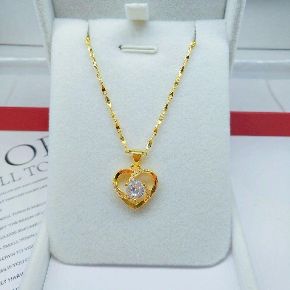 Eternal Love Sand Gold Zircon Necklace - Fashionable, Colorfast Clavicle Chain Pendant for Women.
Eternal Love Sand Gold Zircon Necklace - Fashionable, Colorfast Clavicle Chain Pendant for Women.