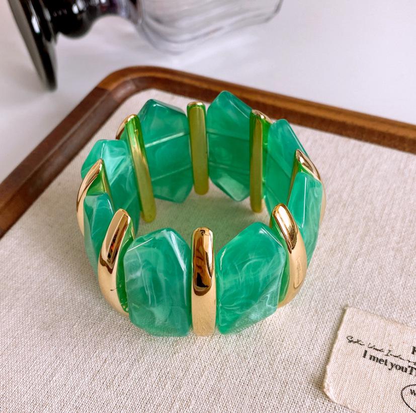 Minimalist Wide Bracelet: Unique, Stylish, and Elegant Jewelry Piece
Minimalist Wide Bracelet: Unique, Stylish, and Elegant Jewelry Piece