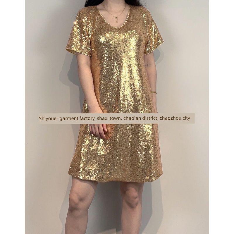 V-Neck Short-Sleeve Dress with Heavy Sequins, Casual Mid-Length Style for Women, Suitable for Parties and Commuting, with Sparkling Sequins Gold S
V-Neck Short-Sleeve Dress with Heavy Sequins, Casual Mid-Length Style for Women, Suitable for Parties and Commuting, with Sparkling Sequins Gold S