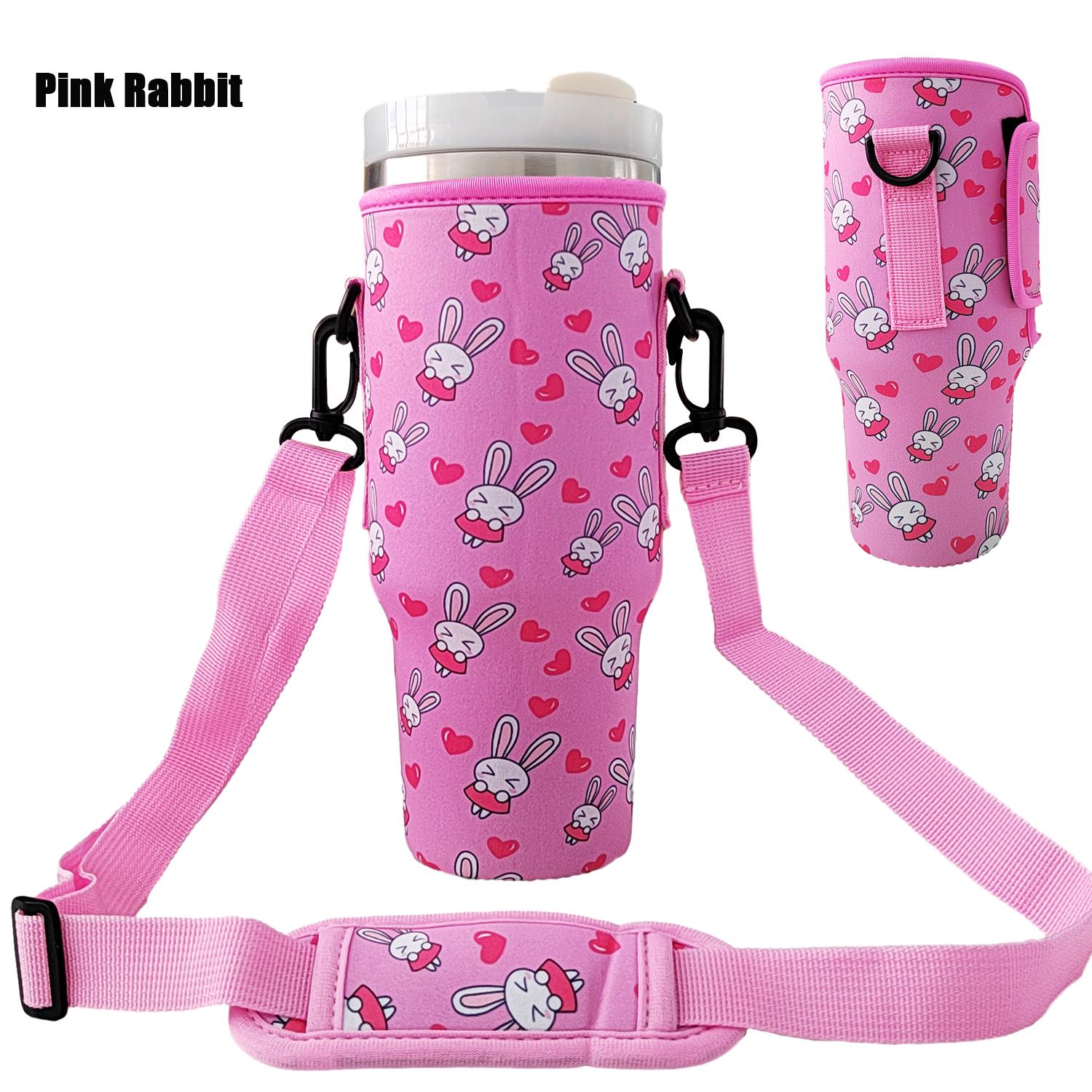 Сумка для переноски бутылки для воды, совместимая с барабаном Stanley 30/40 унций с ручкой, оснащенная регулируемыми плечевыми ремнями 40oz белый
Сумка для переноски бутылки для воды, совместимая с барабаном Stanley 30/40 унций с ручкой, оснащенная регулируемыми плечевыми ремнями 40oz белый